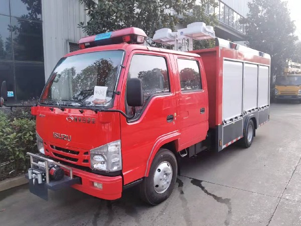 五十鈴器材消防車