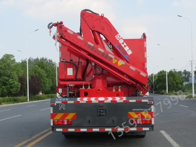 汕德卡搶險救援消防車