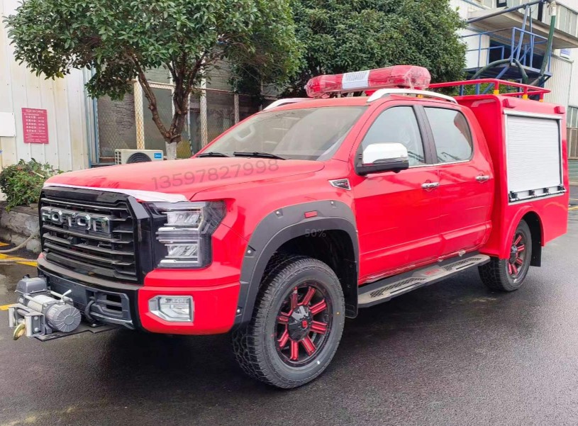福田四驅器材消防車