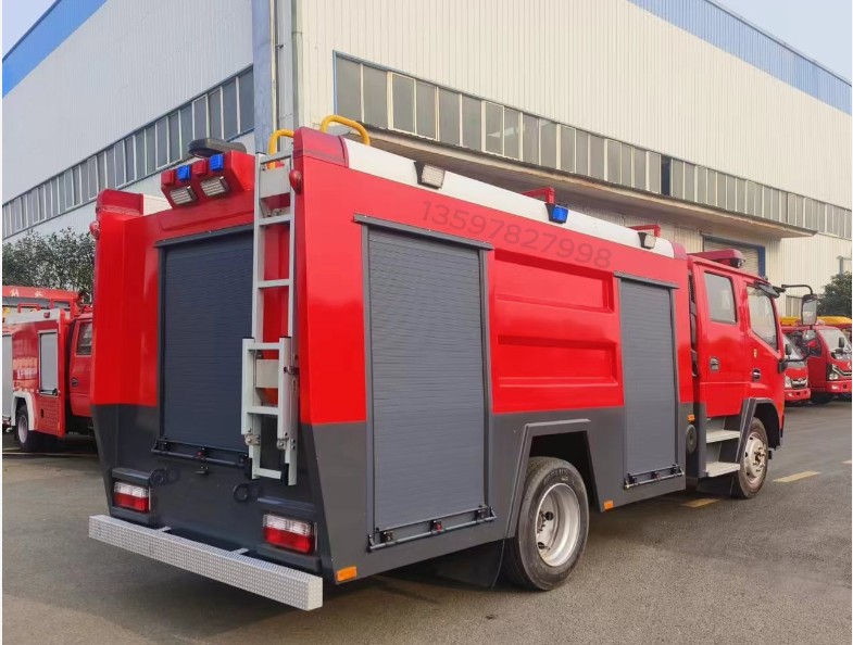 東風5噸水罐消防車