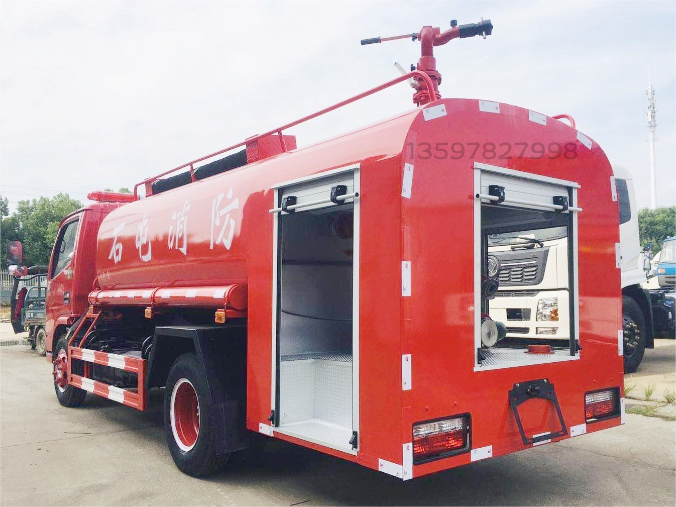 東風4.5噸消防灑水車