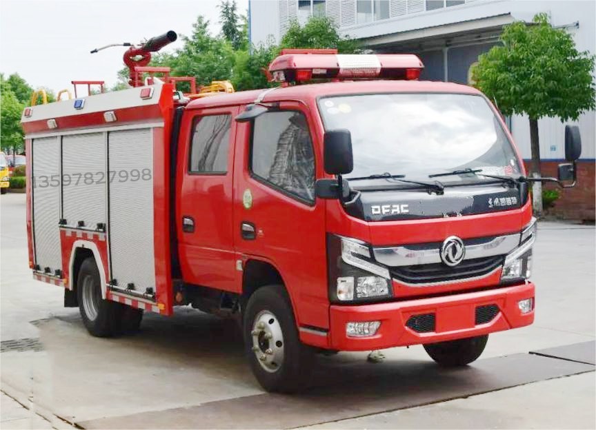東風2.5噸泡沫消防車
