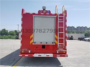 豪沃11噸幹粉泡沫聯用消防車