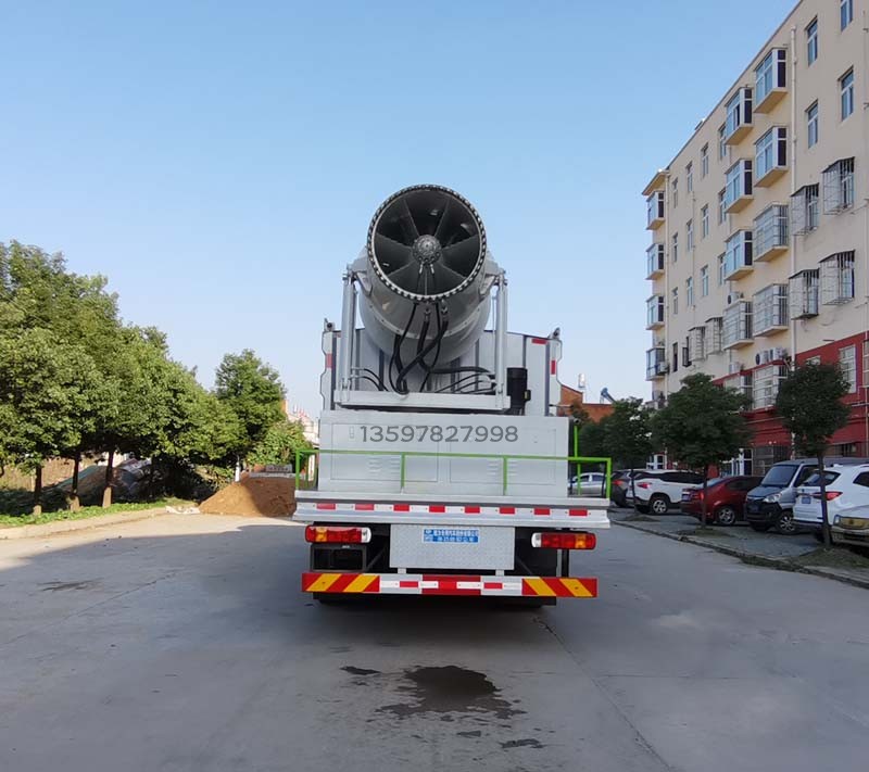 豪沃多功能抑塵車