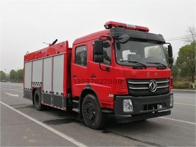 東風6噸泡沫消防車