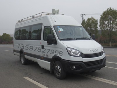 依維柯指揮車