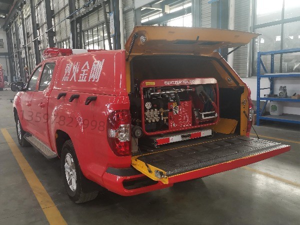 大通水霧消防車