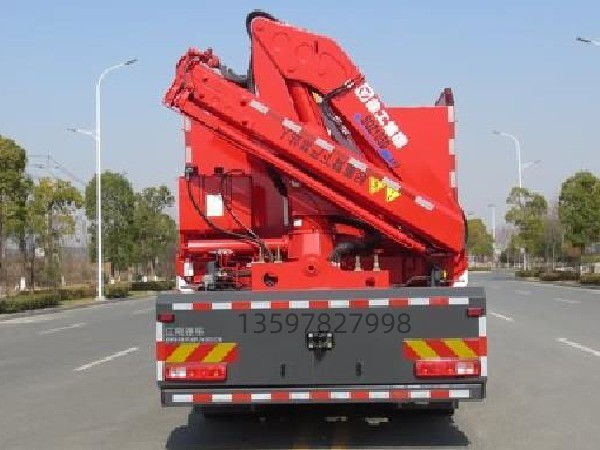 上汽紅岩搶險救援消防車