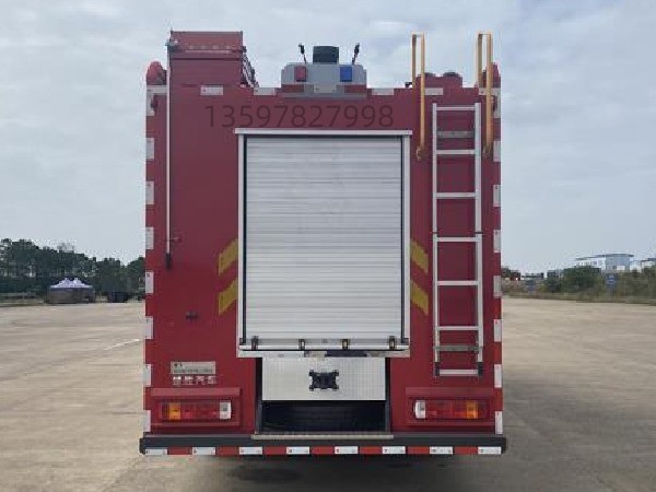 化學救援消防車