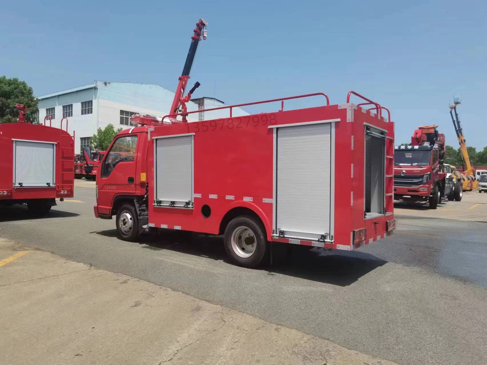 福田藍牌2噸消防灑水車